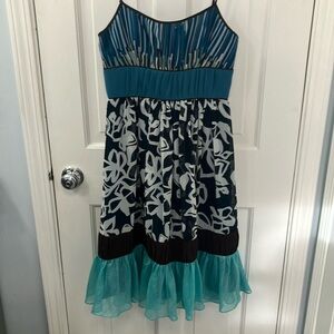 Vintage Y2K Max and Cleo Blue White Patterned juniors cocktail Dress SIZE 4